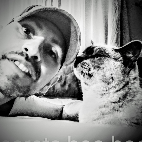 Meet your Posher, Pedrolawrence - Picture 3 of 4